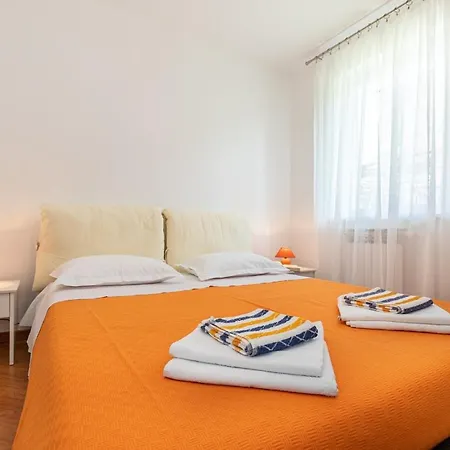Guest house Ada Near The Sea *