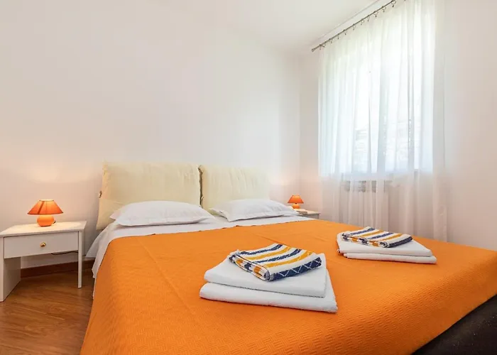 Pensionat Ada Near The Sea 3*
